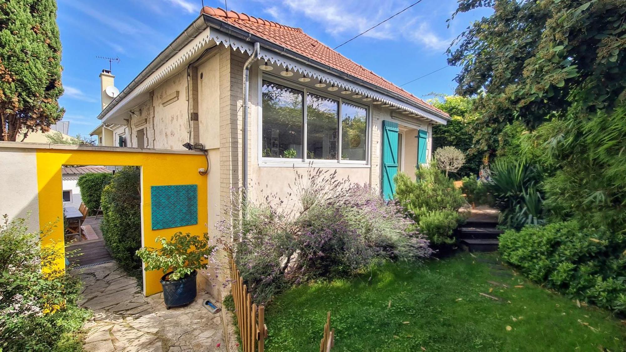 Le Studio Dans Le Jardin. Rosny-sous-Bois Exterior photo